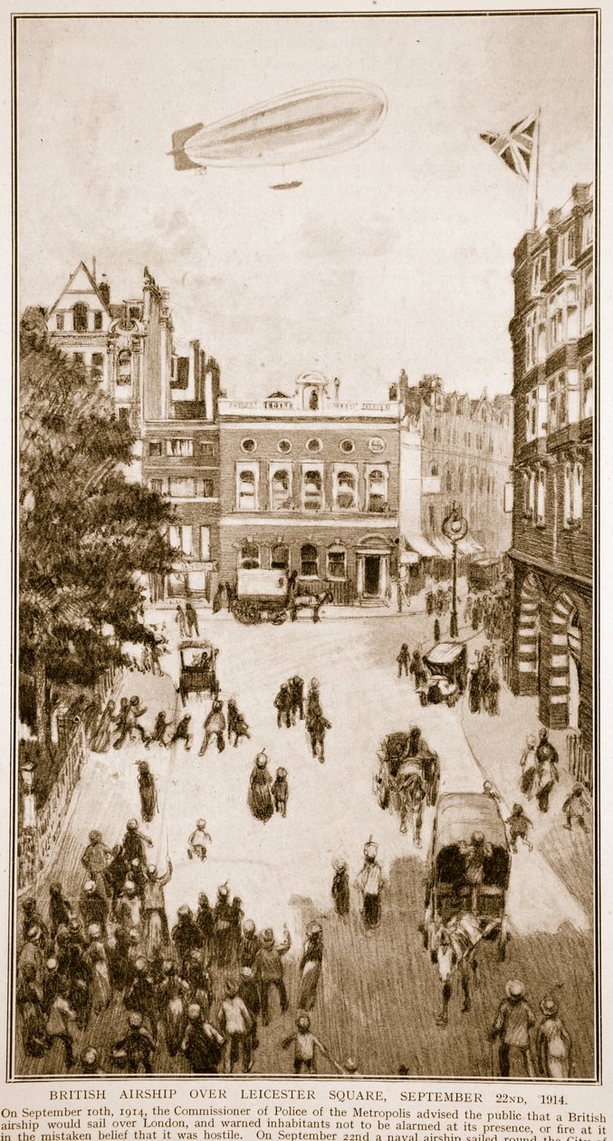 المنطاد البريطاني فوق ساحة ليستر ، 22 سبتمبر 1914 ، 1914-1919 بواسطة مدرسة اللغة الإنجليزية
