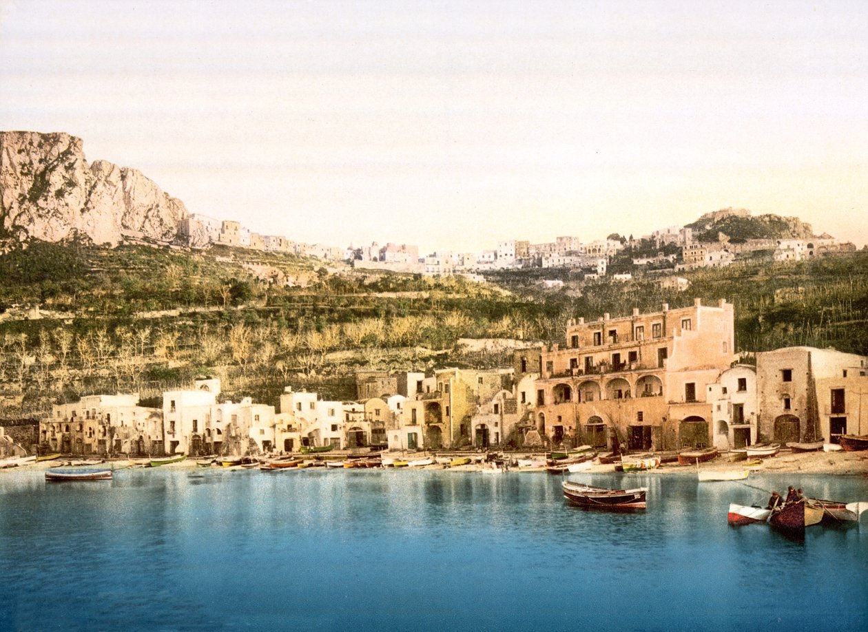لا مارينا غراندي وكابري (صورة ملونة باليد) بواسطة مدرسة اللغة الإنجليزية