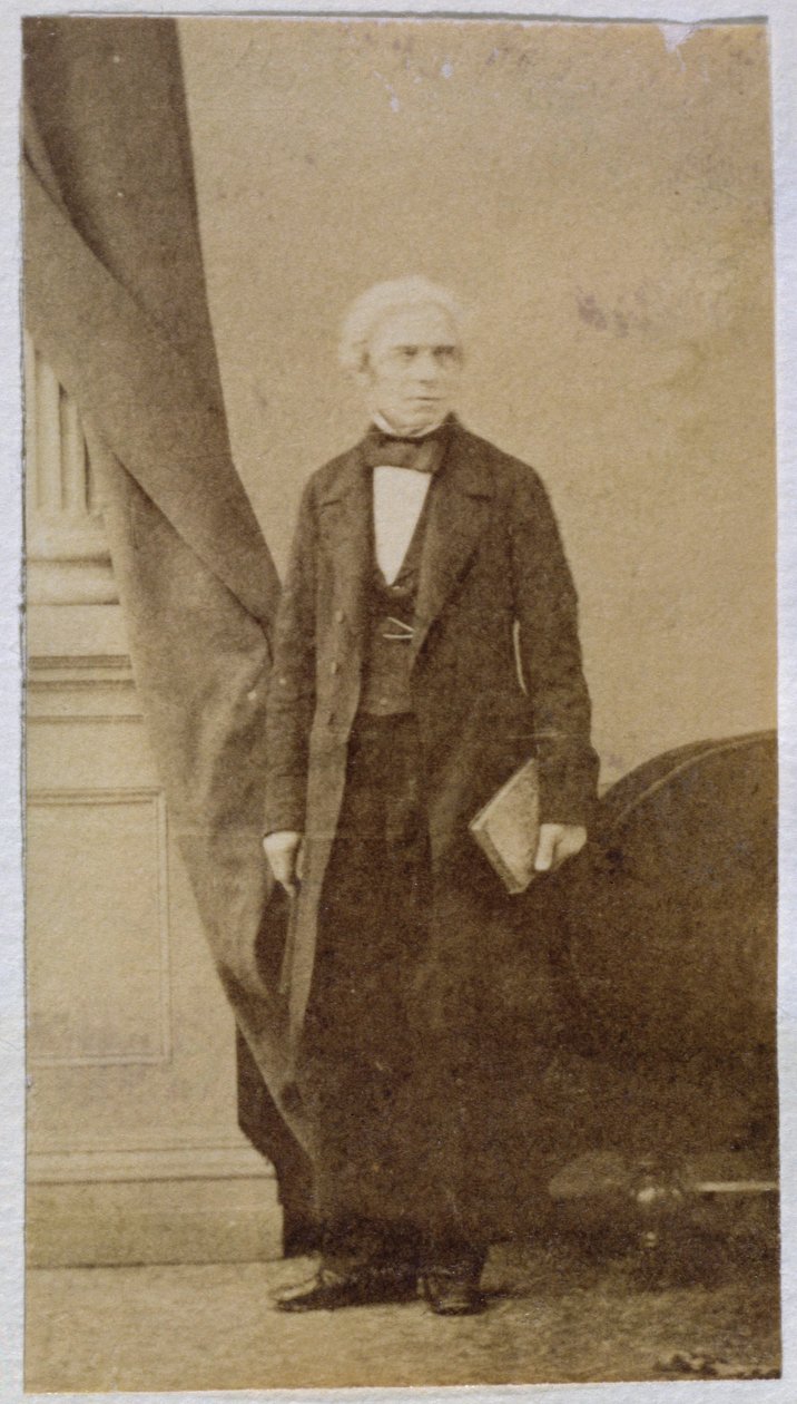 مايكل فاراداي (1791-1867) (طبعة زلال) بواسطة مدرسة اللغة الإنجليزية