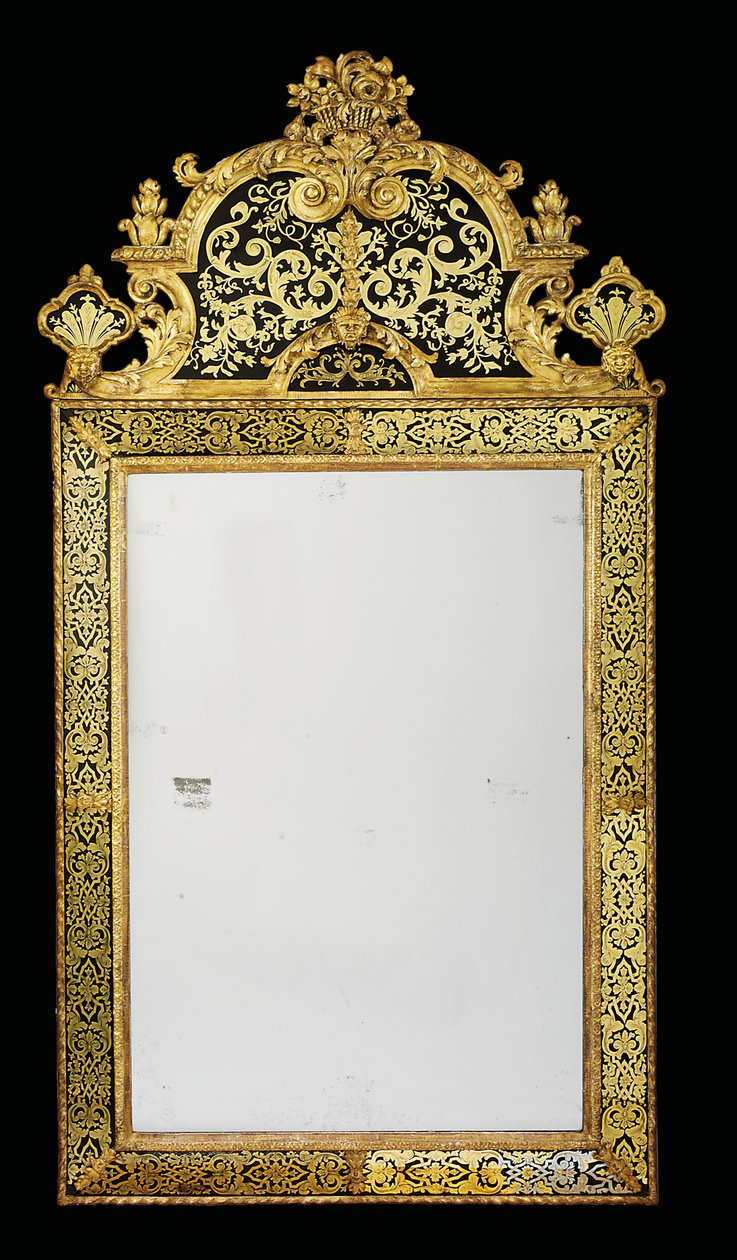 واحد من زوج من كؤوس Queen Anne ، حوالي 1710 (giltwood & verre eglomise) (انظر أيضًا 909137) بواسطة مدرسة اللغة الإنجليزية
