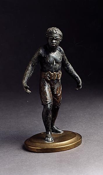 جائزة المقاتل (spelter and Bronze) بواسطة مدرسة اللغة الإنجليزية