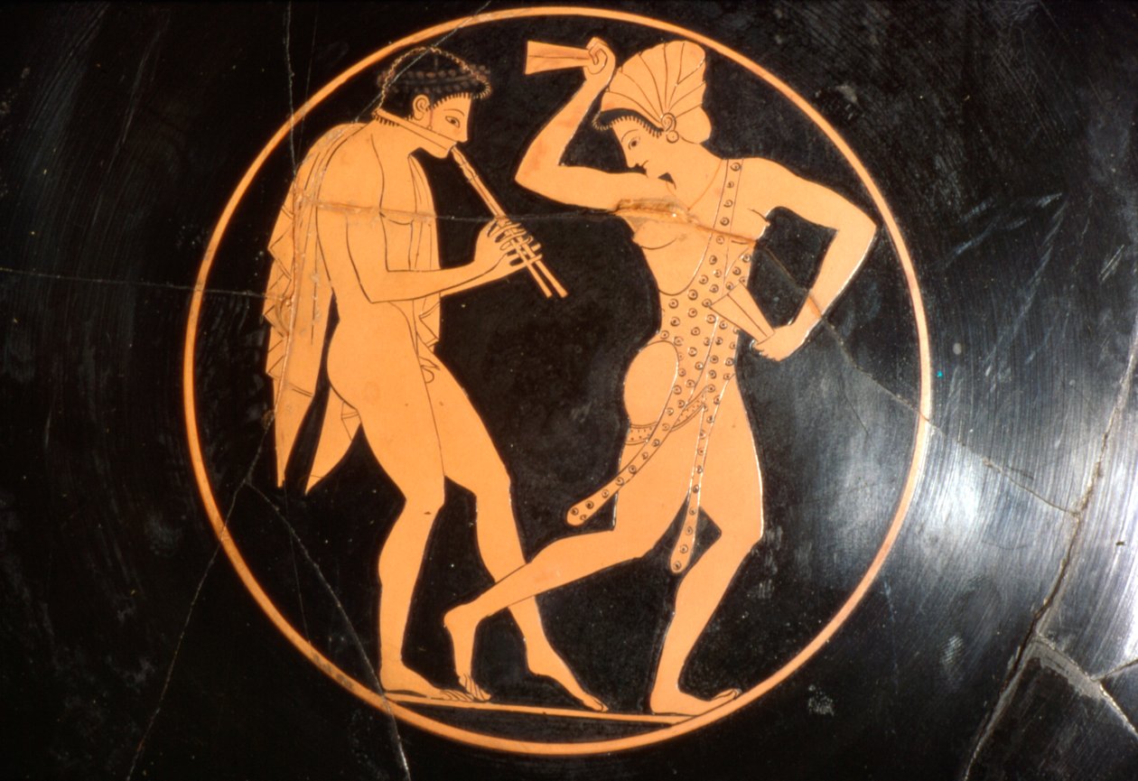 كوب الشرب ، Kylix of Girl Dancing مع الشباب الذين يعزفون على الفلوت ، العلية ، c510 قبل الميلاد بواسطة ملحمة