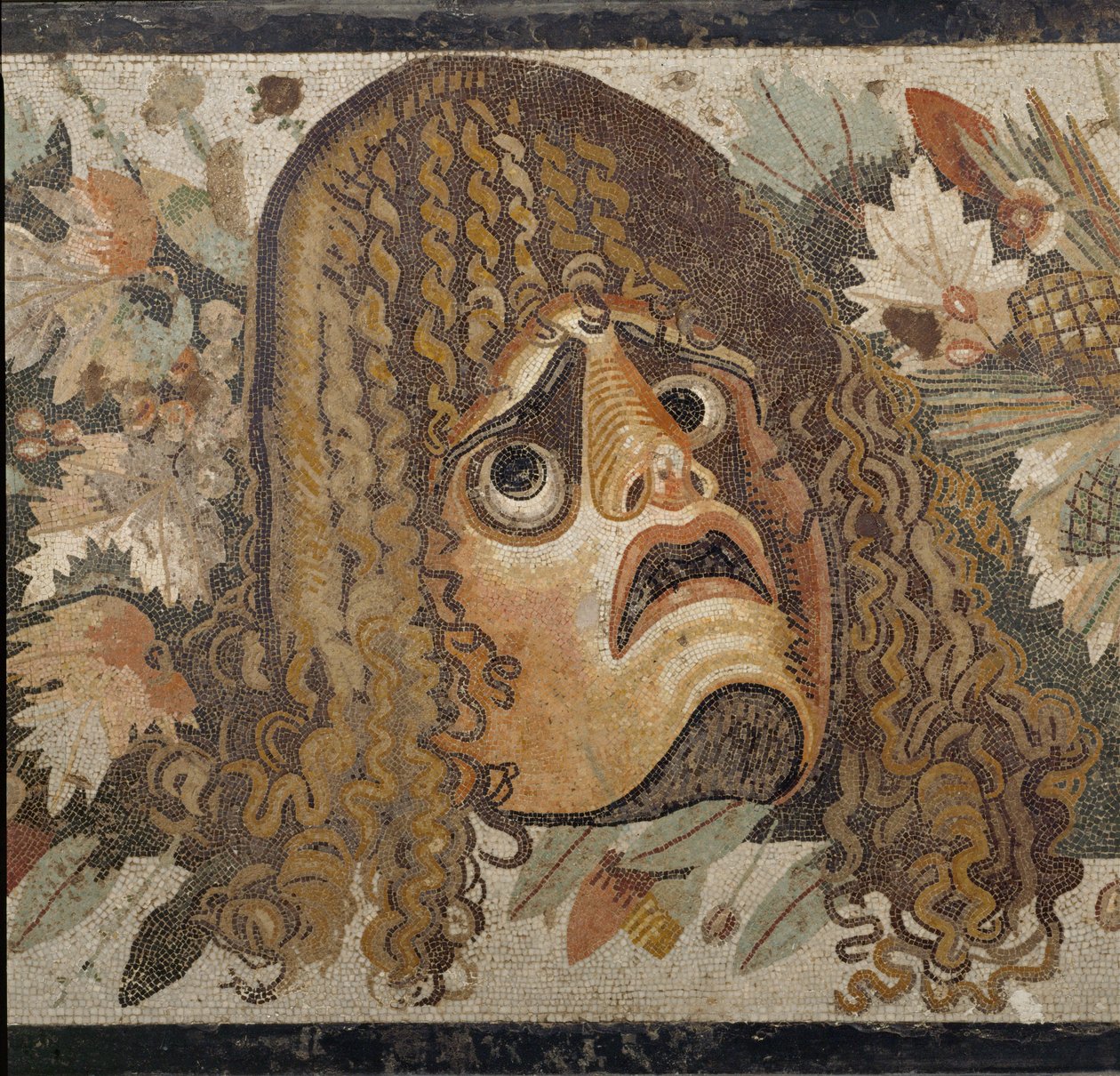 فيستون بأقنعة وأوراق الشجر والفاكهة بواسطة إريك ليسينج