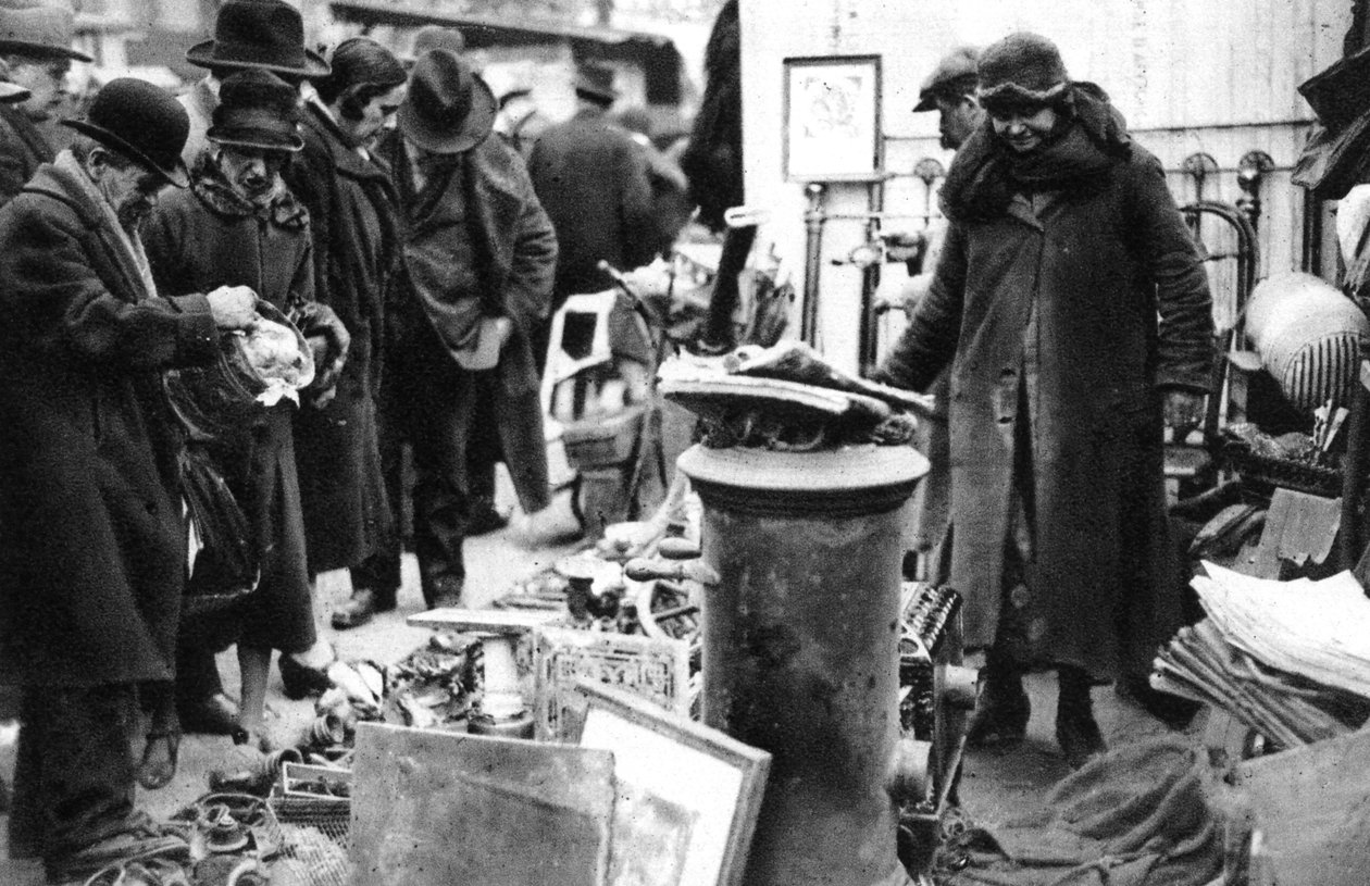 معرض الحديد القديم في بوليفارد ريتشارد لينوار ، باريس ، 1931. بواسطة إرنست فلاماريون