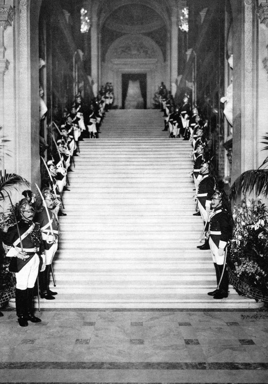 حراس جمهوريون في حفل استقبال ، دار البلدية ، باريس ، 1931. بواسطة إرنست فلاماريون