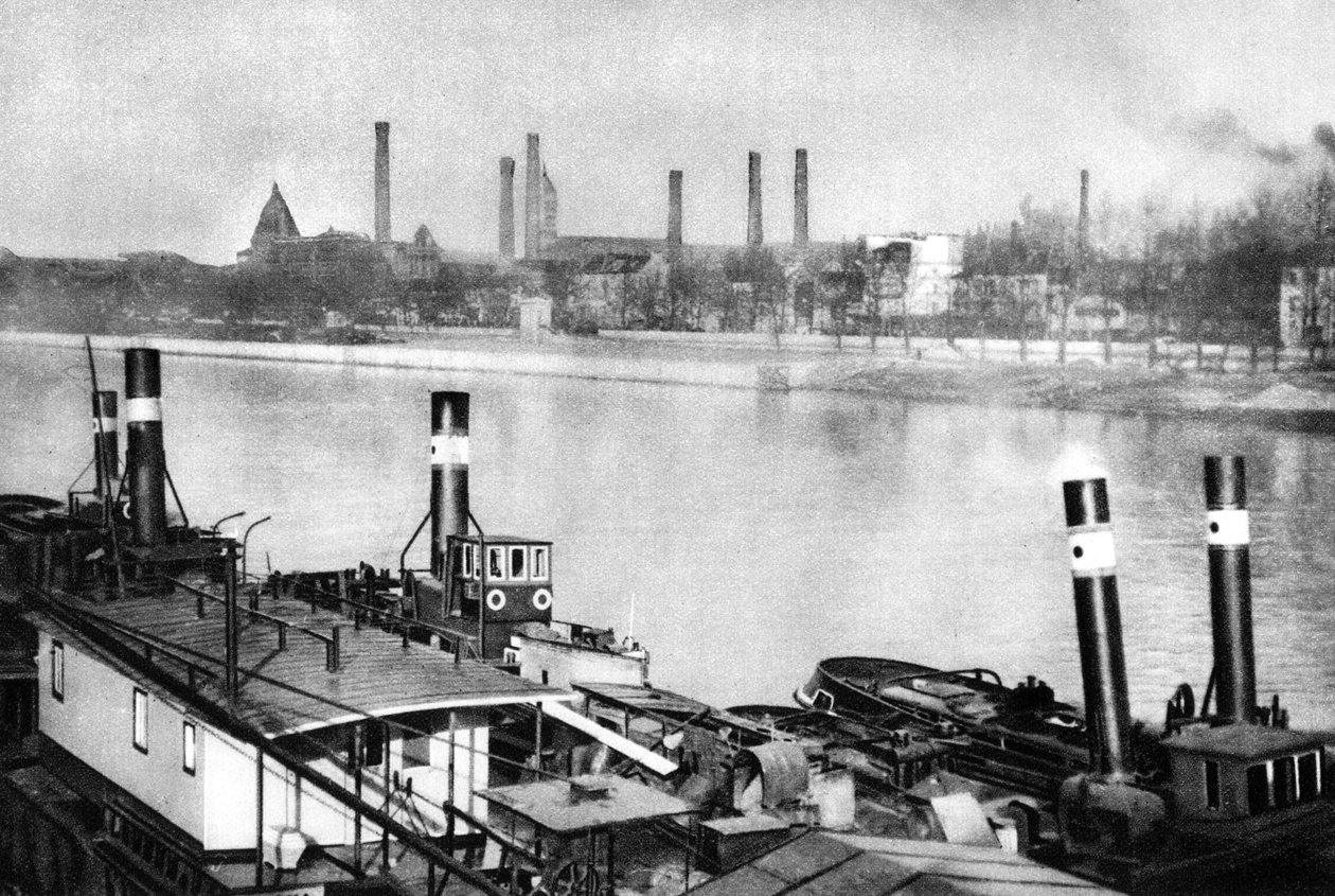 السين والأرصفة في بيرسي ، باريس ، 1931. بواسطة إرنست فلاماريون