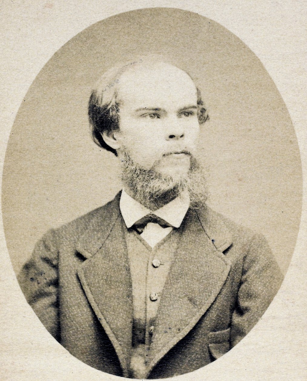 صورة للشاعر بول فيرلين (1844-1896) par Carjat ، Etienne (1828-1906) ، ج. 1870 - حفر ضوئي ، 7 × 5 - مجموعة خاصة بواسطة إتيان كارات