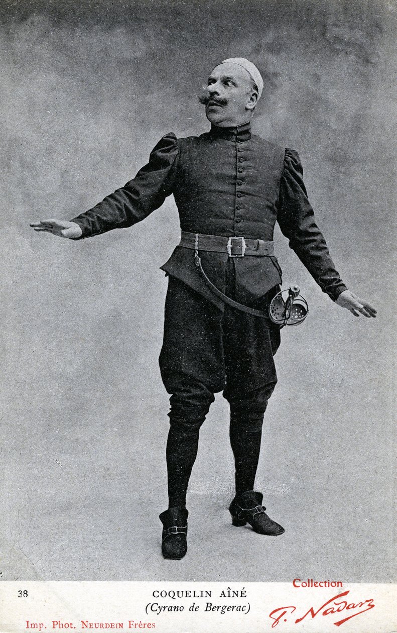 Constant Coquelin المعروف أيضًا باسم Coquelin aîné (1841 - 1909) في زي Cyrano de Bergerac (صورة بالأبيض والأسود) بواسطة إتيان نيوردين