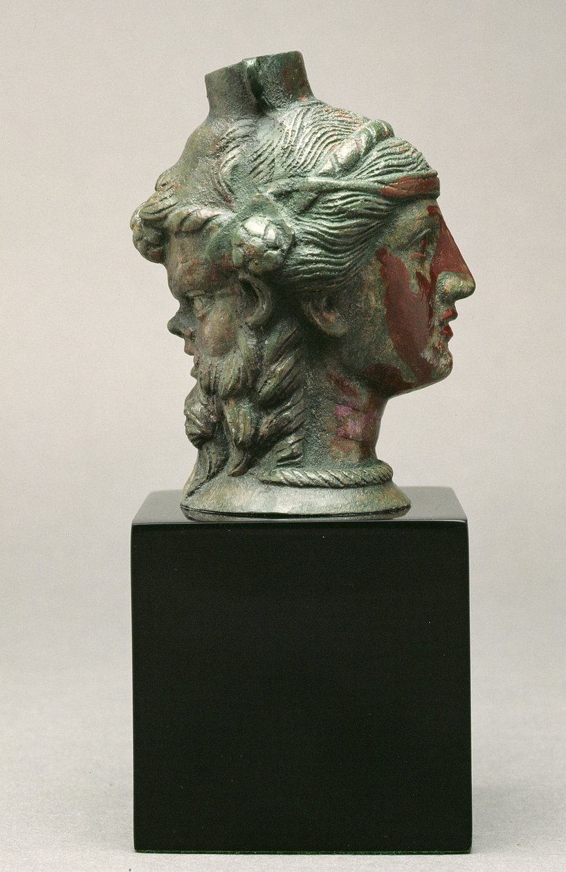 balsamarium البرونزية على شكل ساتر و maenad ، الأترورية ، القرن الثالث قبل الميلاد (برونزية) بواسطة إتروسكان