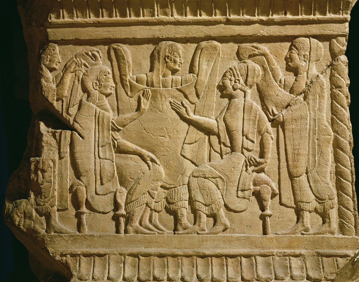 النقش البارز الذي يصور مشهد التثدي بواسطة إتروسكان