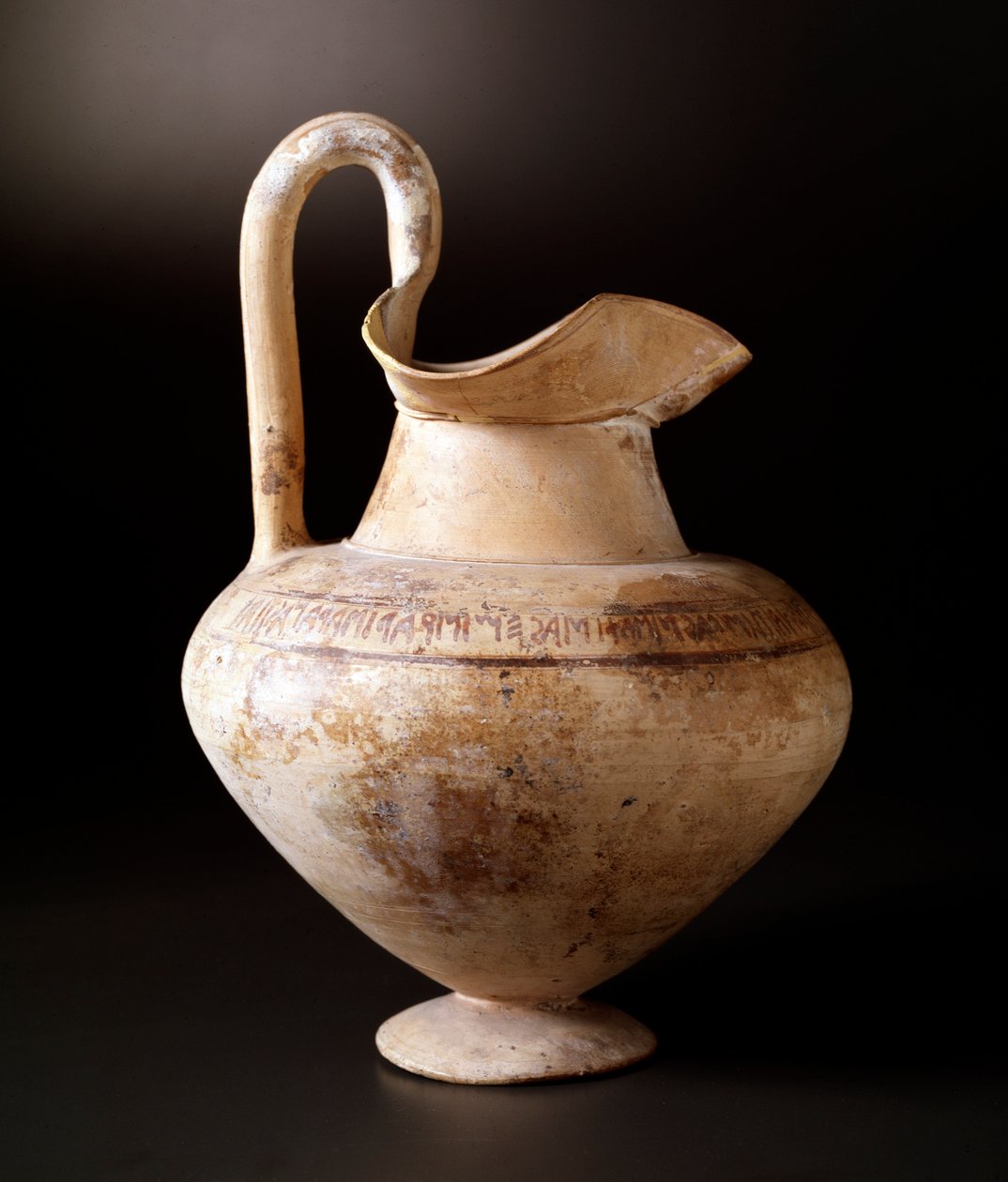 الحضارة الأترورية: تراكوتا oenochoe على شكل طائر ، 600 قبل الميلاد قاتم 23.8 سم من موقع بيسينزيو بواسطة إتروسكان