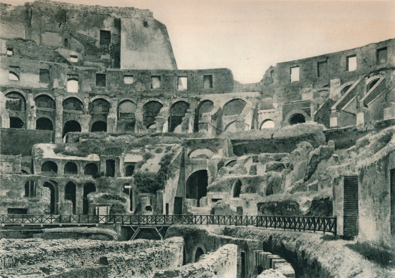 داخل الكولوسيوم ، روما ، إيطاليا ، 1927 بواسطة يوجين بوبيل