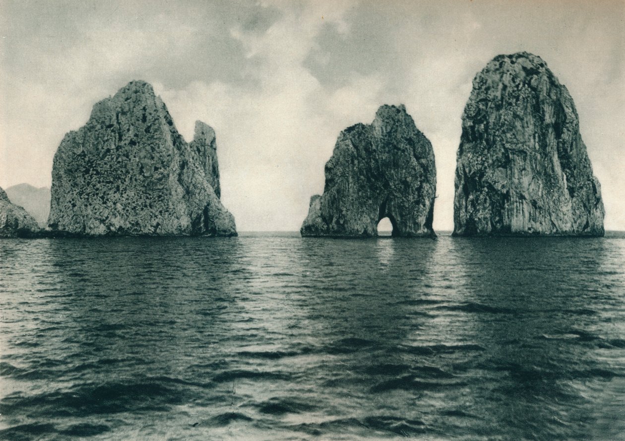 Faraglioni ، كابري ، إيطاليا ، 1927 بواسطة يوجين بوبيل