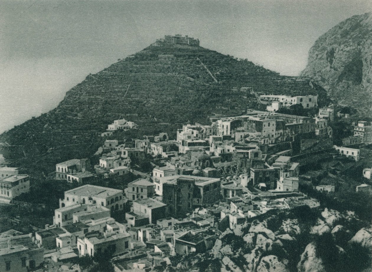 منظر لكابري مع مونتي تيبيريو ، إيطاليا ، 1927 بواسطة يوجين بوبيل
