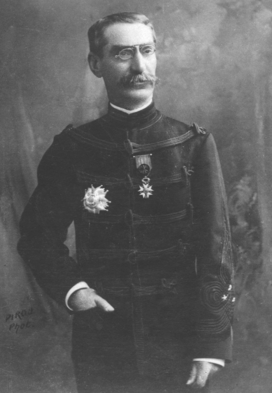 الجنرال غالييني ، c1893 بواسطة يوجين Pirou