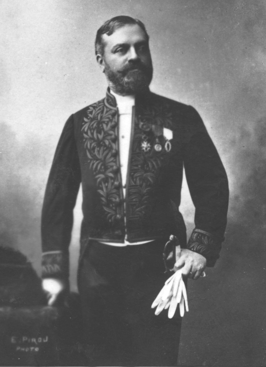 نينوت ، ج 1893 بواسطة يوجين Pirou