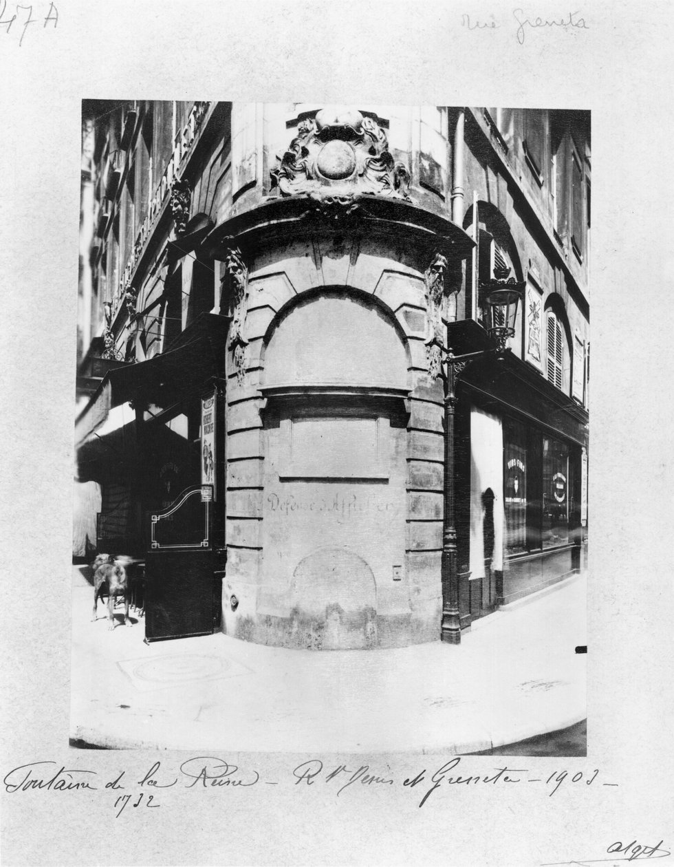 نافورة الملكة ، شارع سانت دينيس ، باريس ، 1903 بواسطة يوجين أتيج
