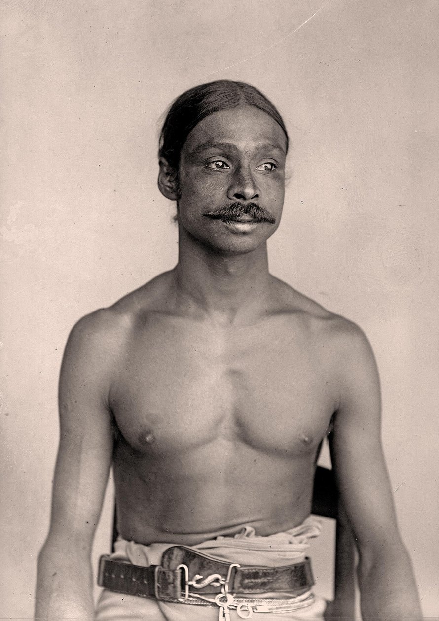 صورة لرجل سريلانكي عام 1890 بواسطة يوجين تروتات