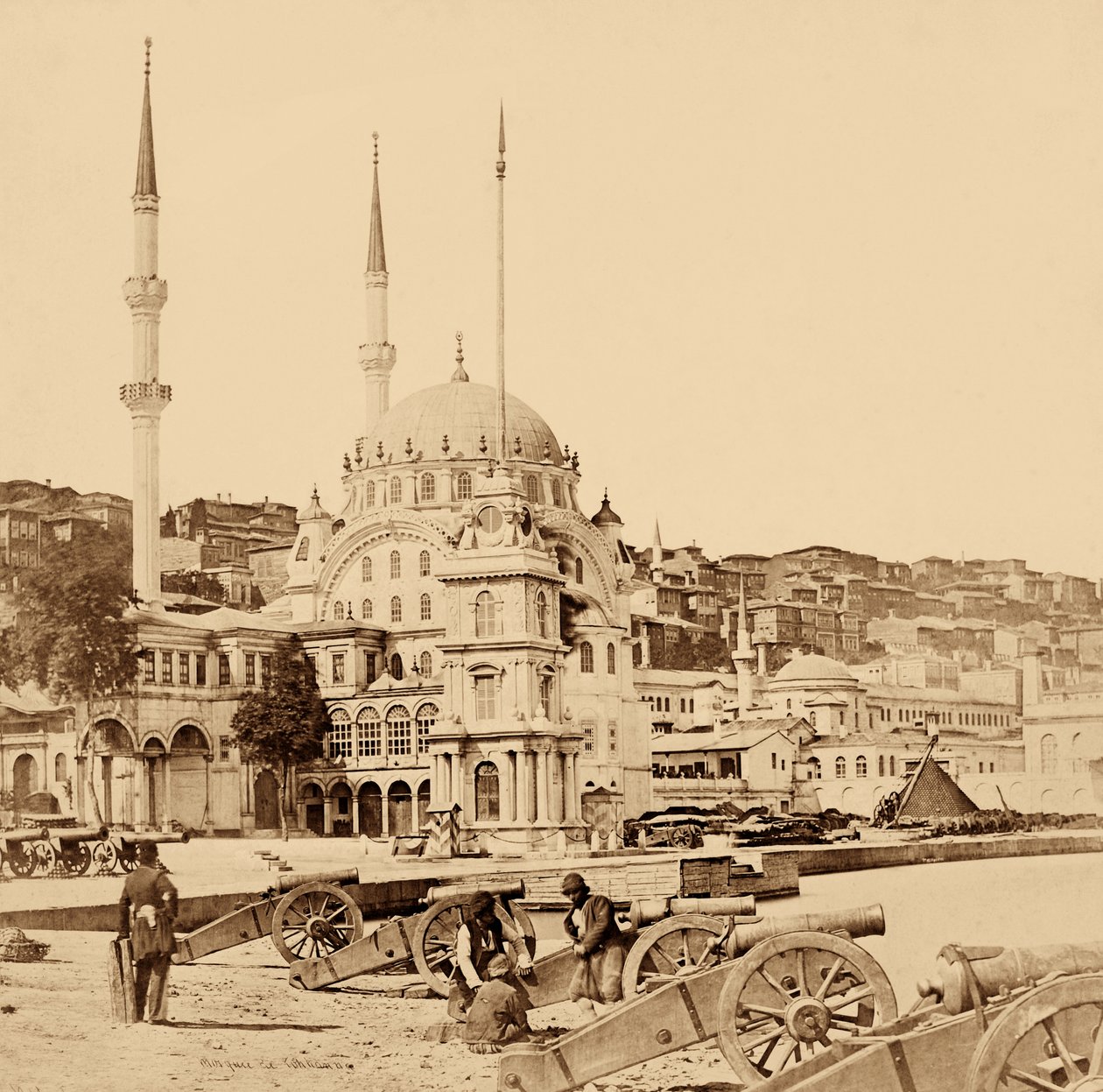 متجر المدفعية والذخيرة ، اسطنبول ، 1855 (طباعة بني داكن) بواسطة فيليس بيتو