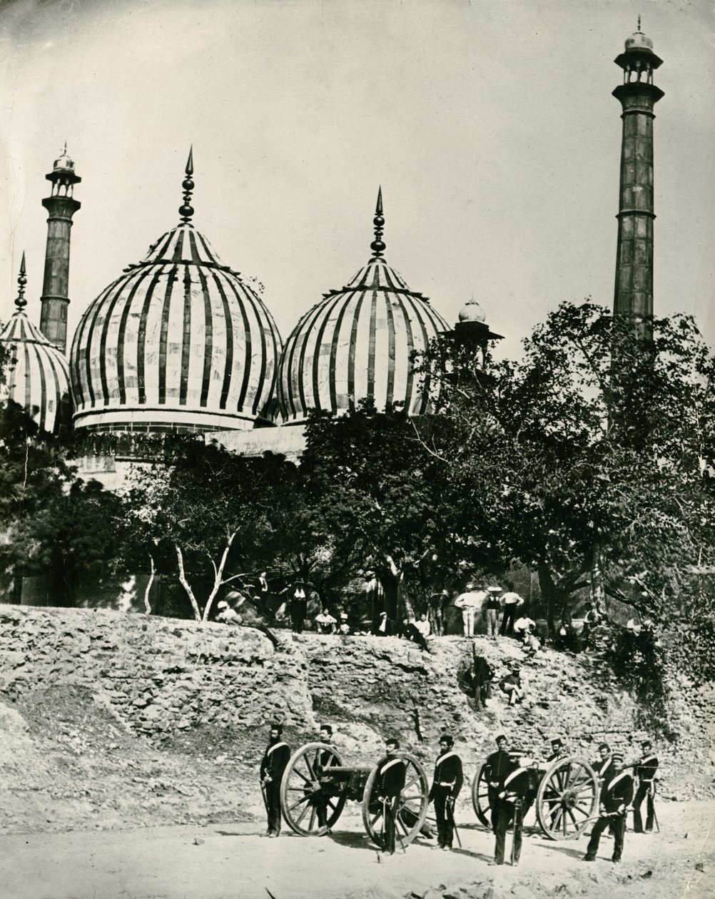 Zinat-ul-masjid, Delhi, c.1858 بواسطة فيليس بيتو