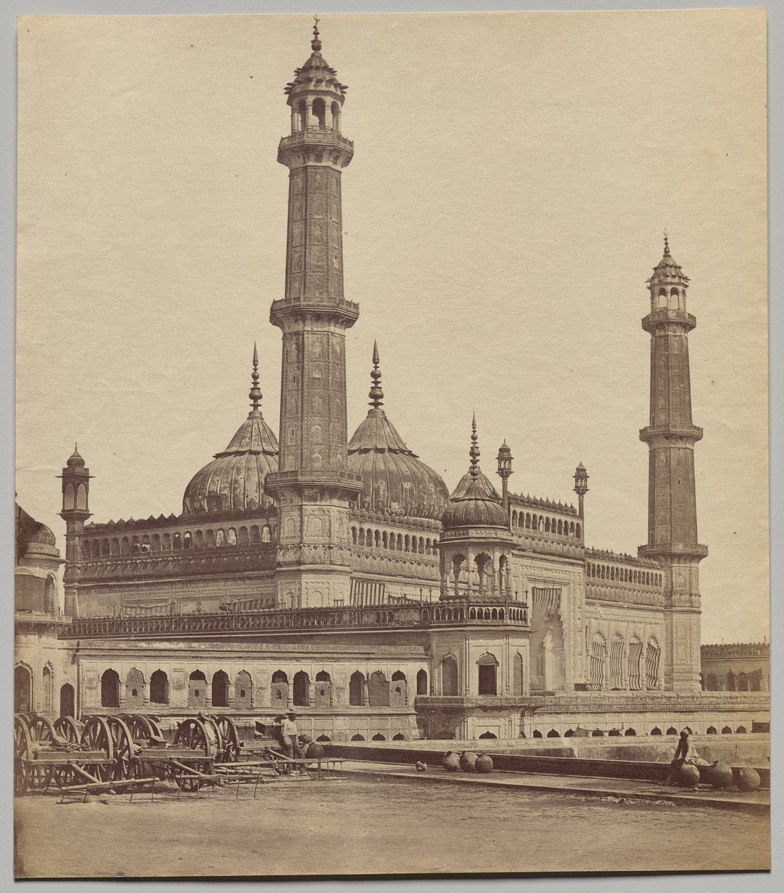 المسجد داخل Asaf-ud-Daula Imambara بواسطة فيليس أ. بيتو
