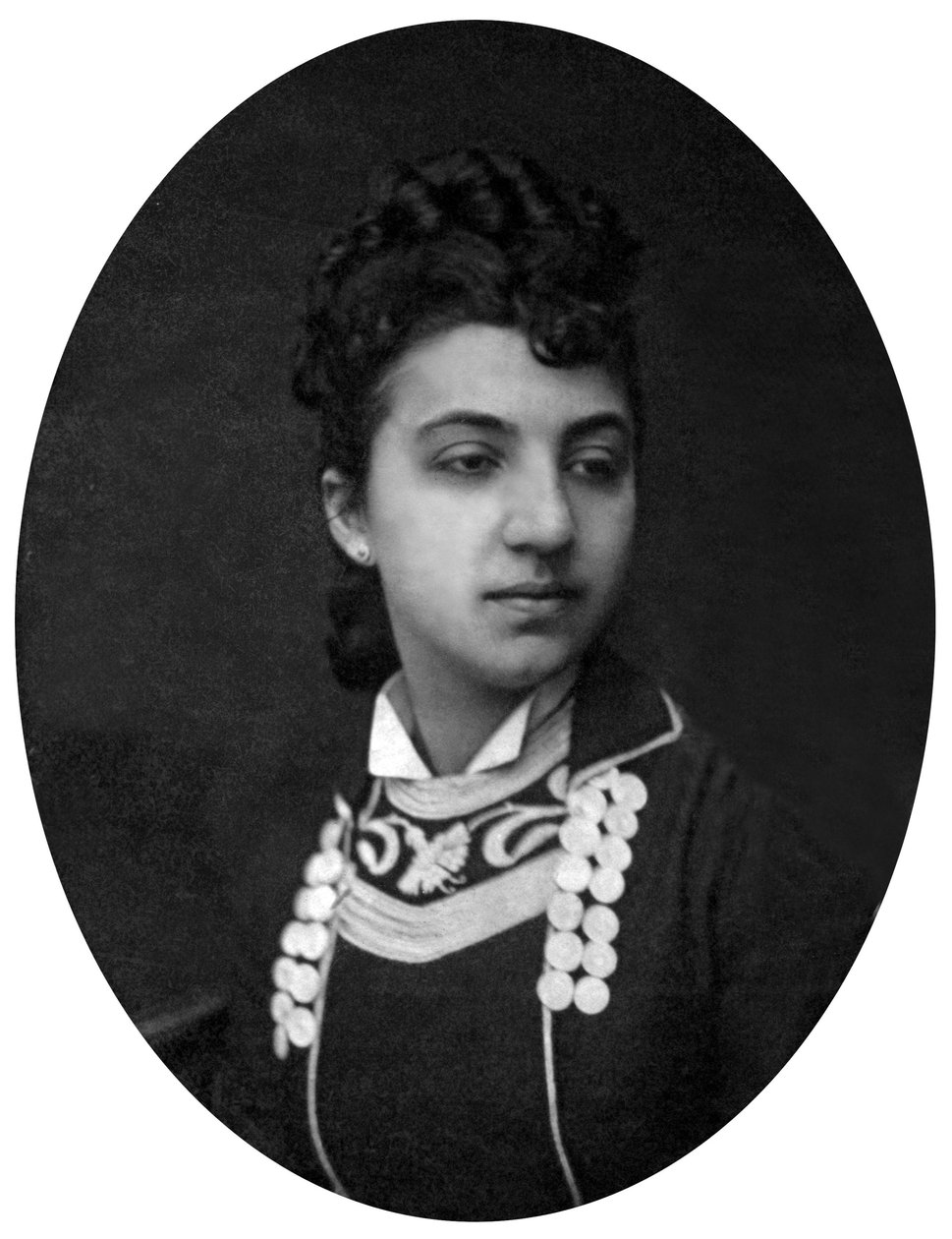 إرمينيا بورغي مامو (1855-1941)، سوبرانو إيطالية، تصوير مولنير بواسطة فرديناند مولنييه