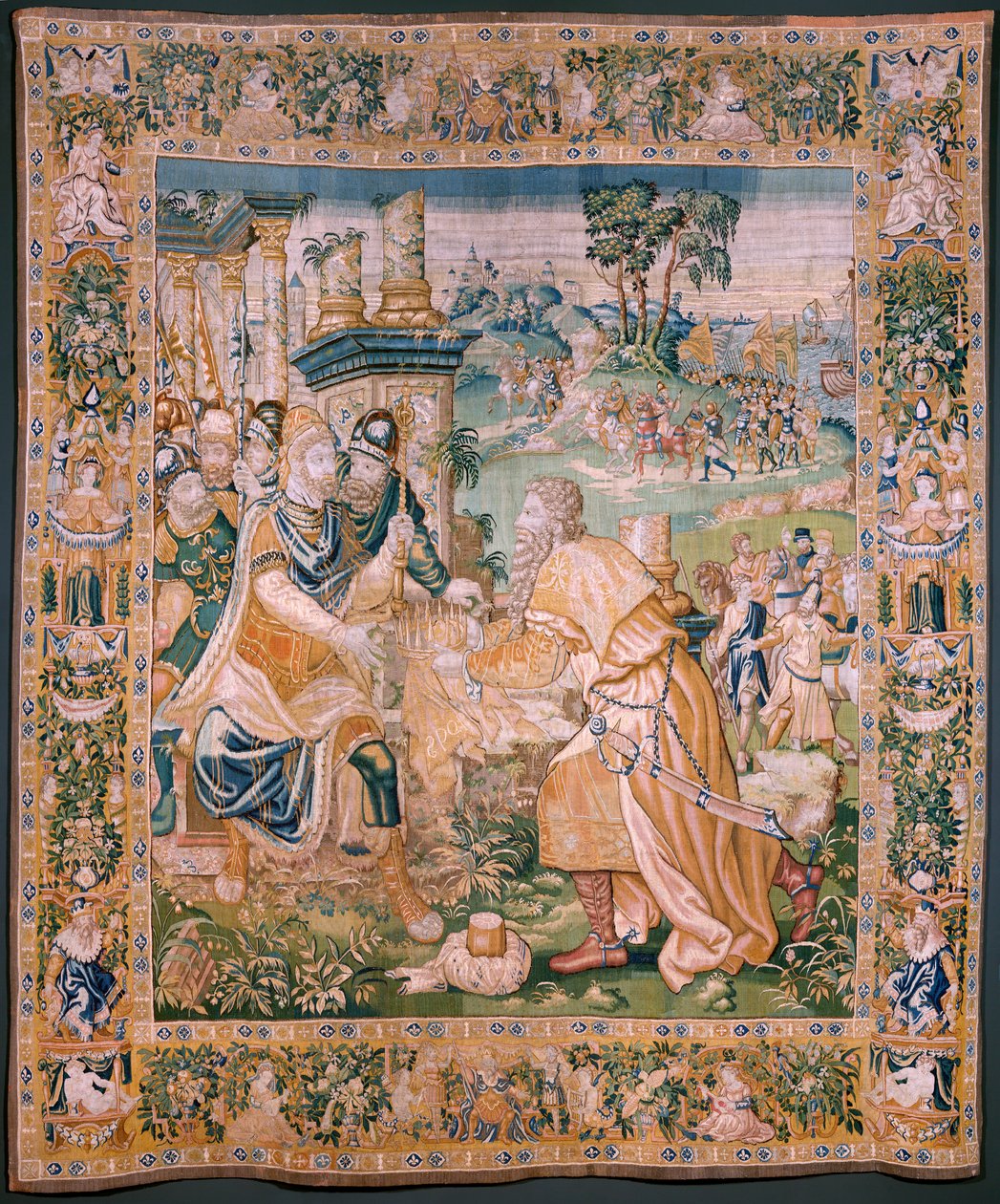 نسيج فلمنكي. يُعرض على الإسكندر تاج. استوديو Oudenaarde. 384x316 سم. رقم الفاتورة (83024) -5 / 00009. القرن السابع عشر. بواسطة المدرسة الفلمنكية