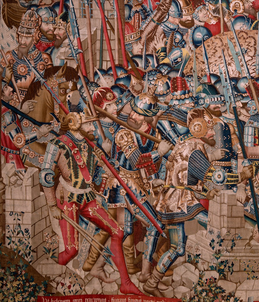 نسيج فلمنكي. مسلسل حرب طروادة. تدمير طروادة (Destrucción de Troya). نسيج الحادي عشر في السلسلة. نموذج Coëtivy Master (Henry أو Conrard de Vulcop). تصنيع ورش تورناى. كاليفورنيا 1470. نسيج صوف وحرير ، 6/7 انفتال لكل سم. بواسطة المدرسة الفلمنكية