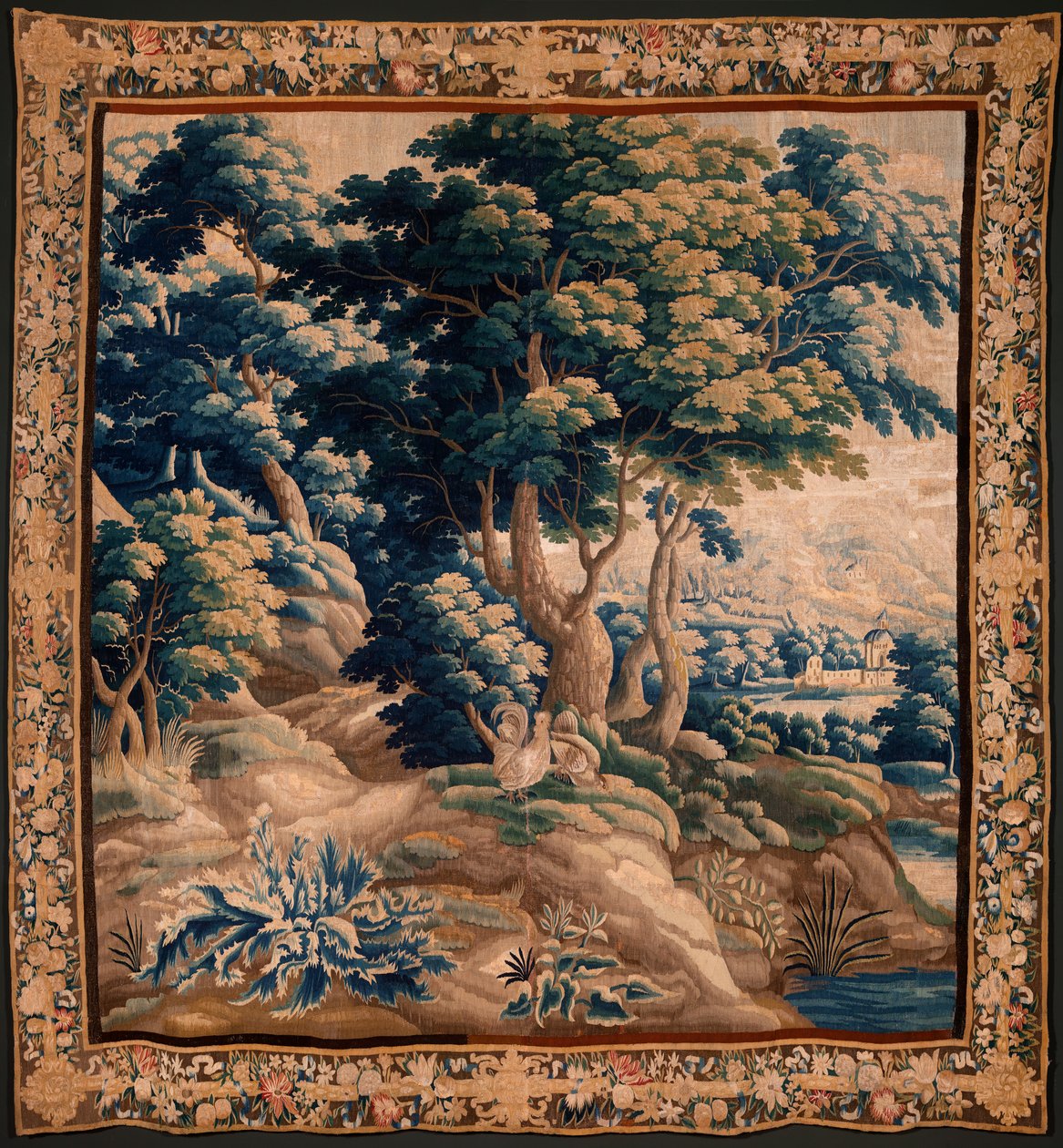 نسيج فلمنكي. ما يسمى فيردور. مشغل Oudenaarde. 332x318 سم. الفاتورة 00021. القرن السابع عشر. بواسطة المدرسة الفلمنكية