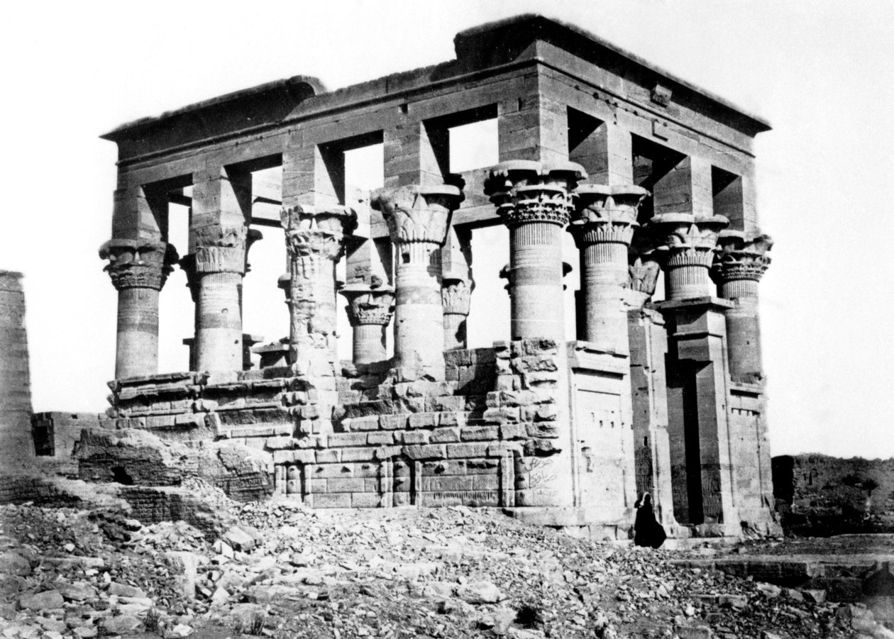 كشك تراجان في فيلة ، النوبة ، مصر ، 1878 بواسطة فيليكس بونفيس