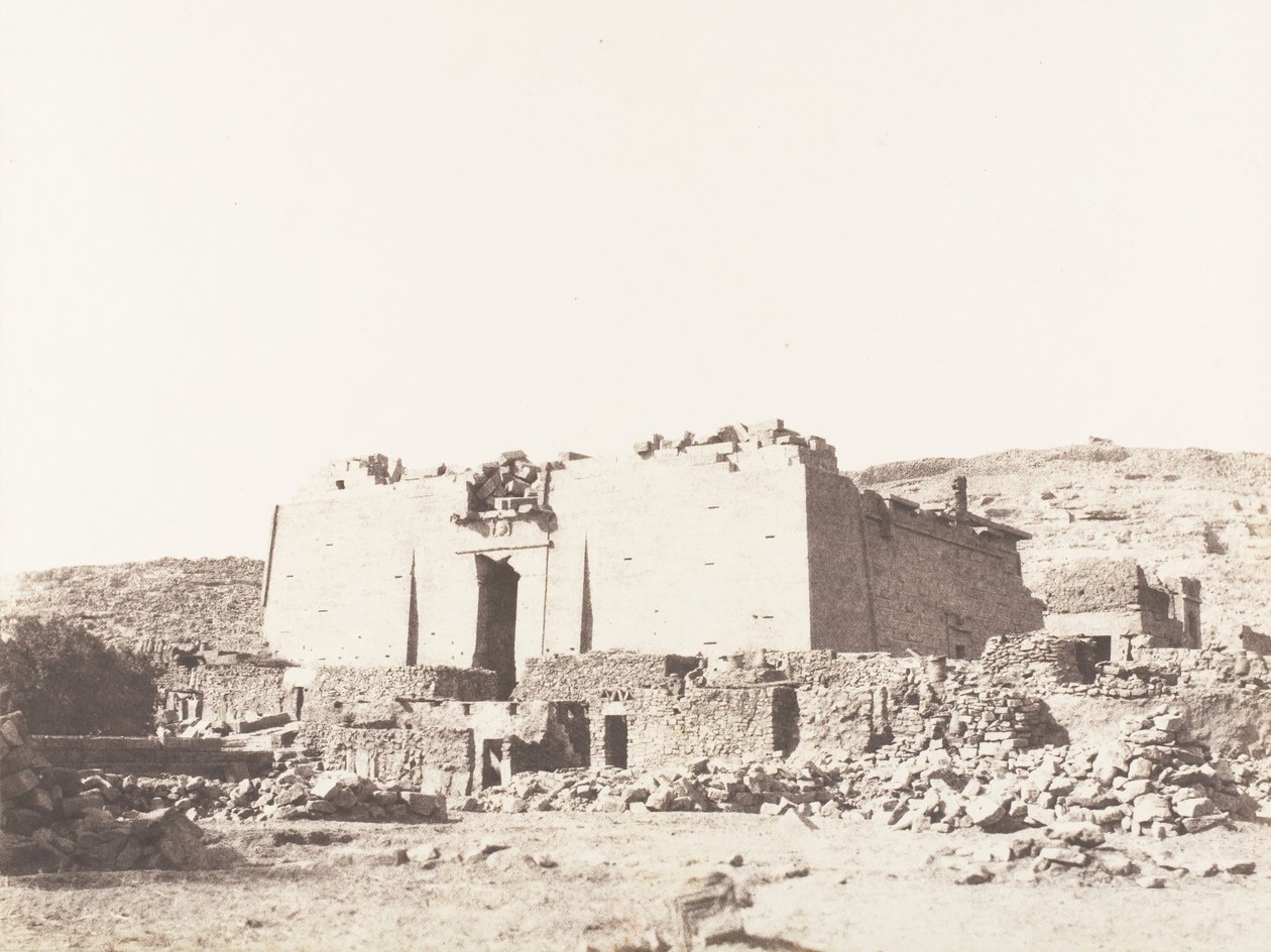 كلابشة تلميس ، أطلال المعبد - الواجهة والجدار المحيط ، 1851-52 ، طبعت 1853-54. بواسطة فيليكس تينارد