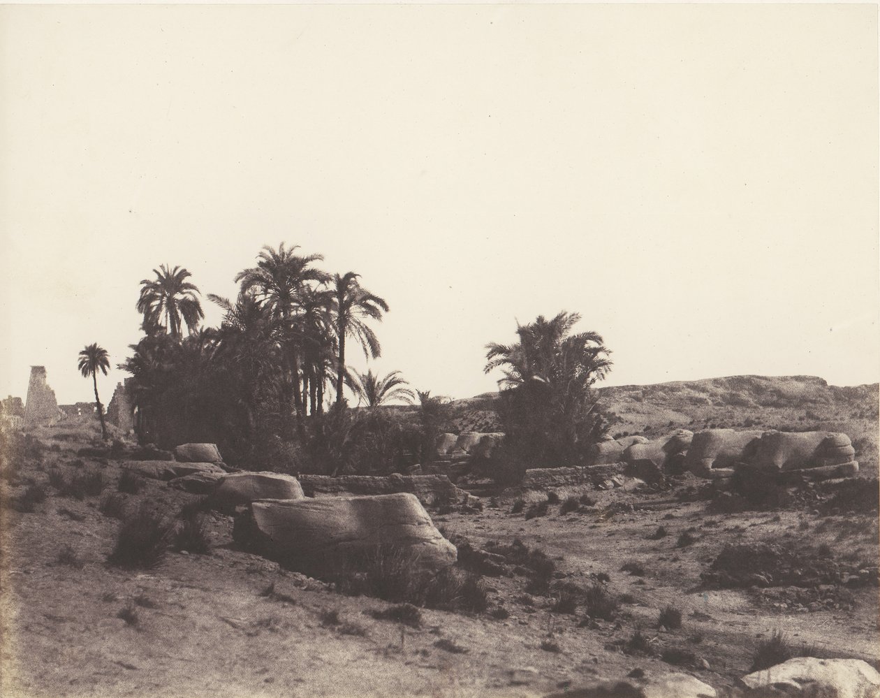 الكرنك طيبة ، شارع أبو الهول - منظر عام مأخوذ من النقطة G ، 1851-52 ، مطبوع 1853-54. بواسطة فيليكس تينارد