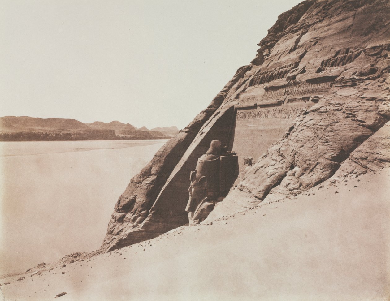 سبيوس كبير - منظر مأخوذ من المنحدر الرملي (معبد رمسيس الثاني) ، أبو سمبل بواسطة فيليكس تينارد