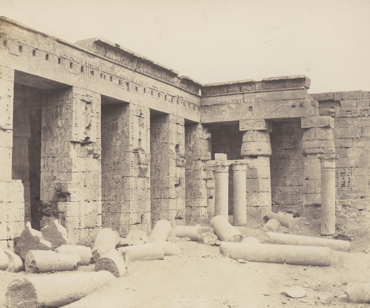مدينة أبو طيبة. الإنشاءات اللاحقة - المحكمة الثانية ، 1851-52 ، طبعت 1853-54. بواسطة فيليكس تينارد