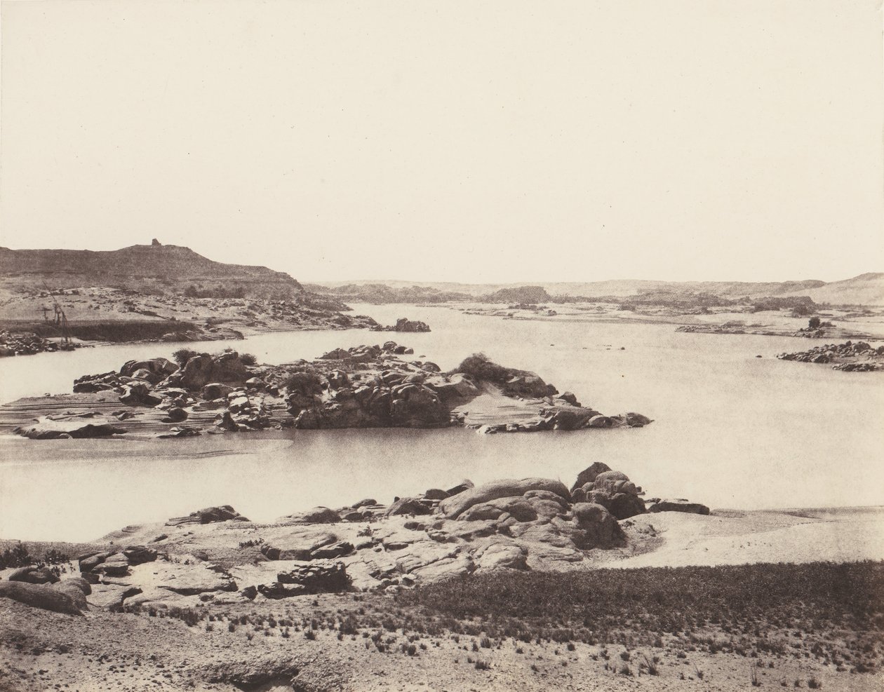 الشلال الأول ، منظر عام مأخوذ من النقطة الجنوبية للجزيرة ... ، 1851-52 ، طبع 1853-54. بواسطة فيليكس تينارد