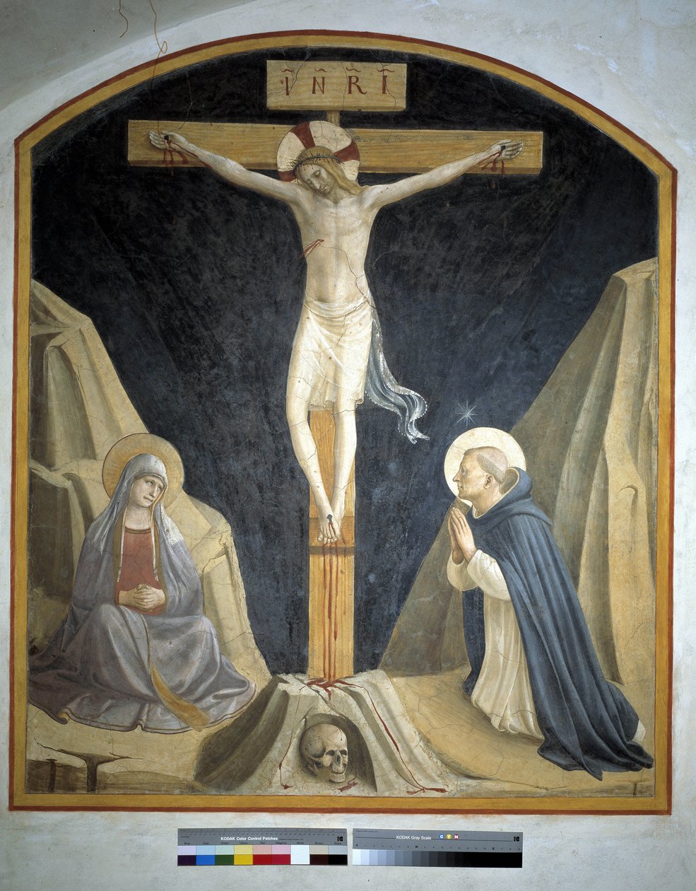 صلب مع العذراء مريم والقديس دومينيك. نقش "INRI" على الصليب 1442 بواسطة فرا انجيليكو