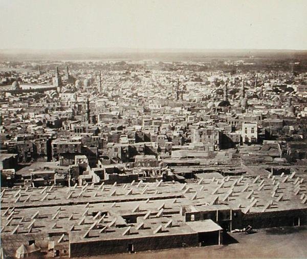 القاهرة ، من القلعة ، c.1856-58 (طبعة زخرفية) (انظر أيضًا 170812) بواسطة فرانسيس فريث
