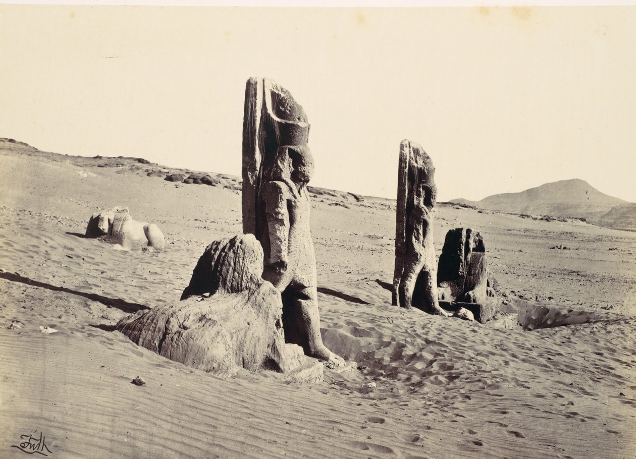 Colossi and Sphynx at Wady Saboua، 1857. بواسطة فرانسيس فريث