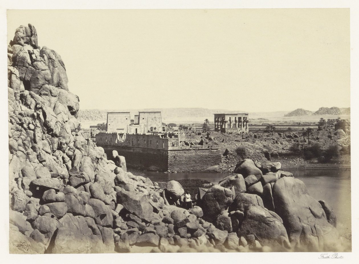 منظر للجانب الجنوبي من جزيرة فيلة الطرف الجنوبي لجزيرة فيلة (العنوان على الجسم) بواسطة فرانسيس فريث