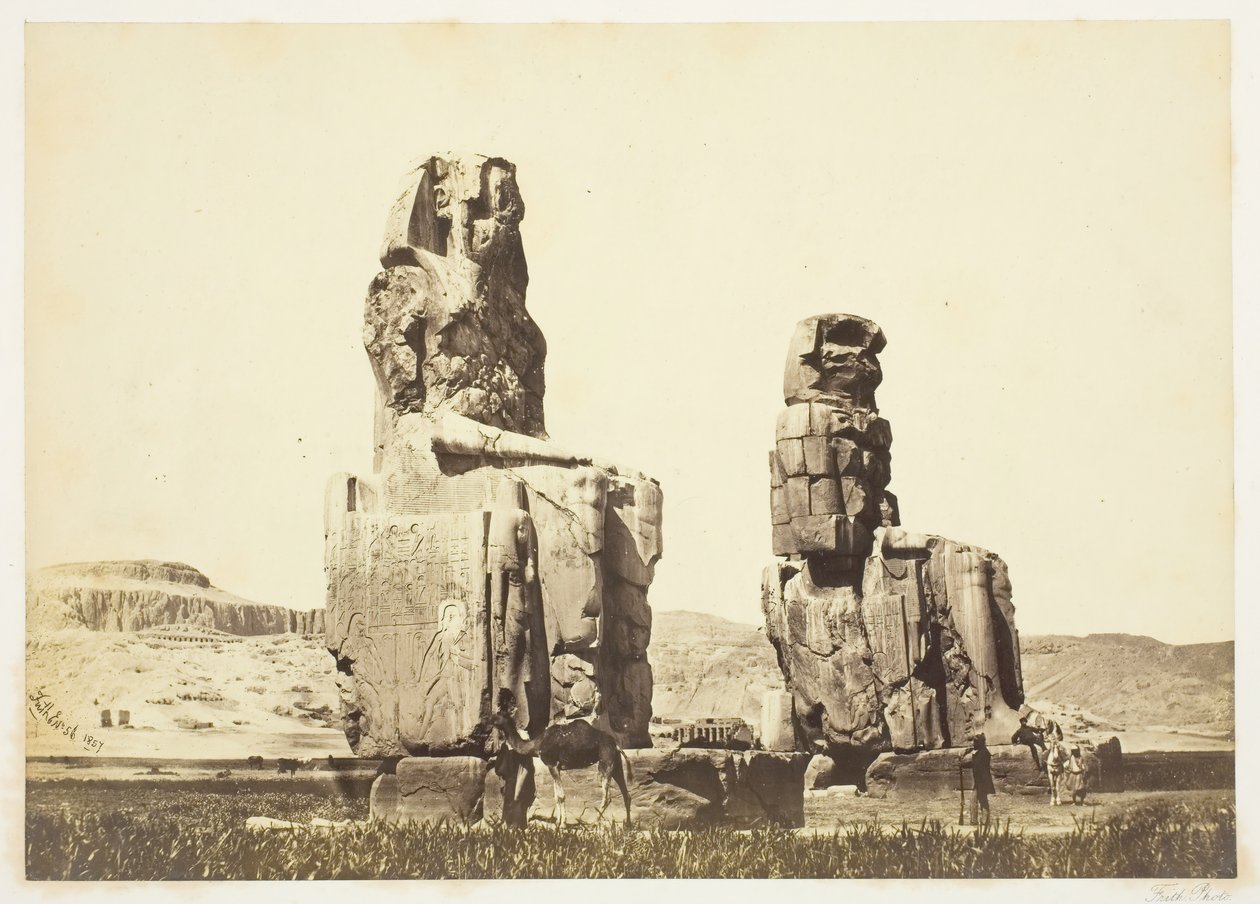 تماثيل ممنون ، 1857 ، طبعت عام 1862. بواسطة فرانسيس فريث