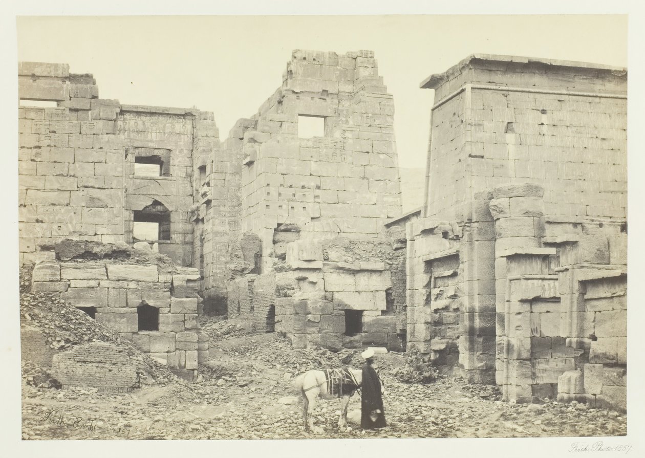 قصر المعبد ، مدينة هابو ، 1857. بواسطة فرانسيس فريث