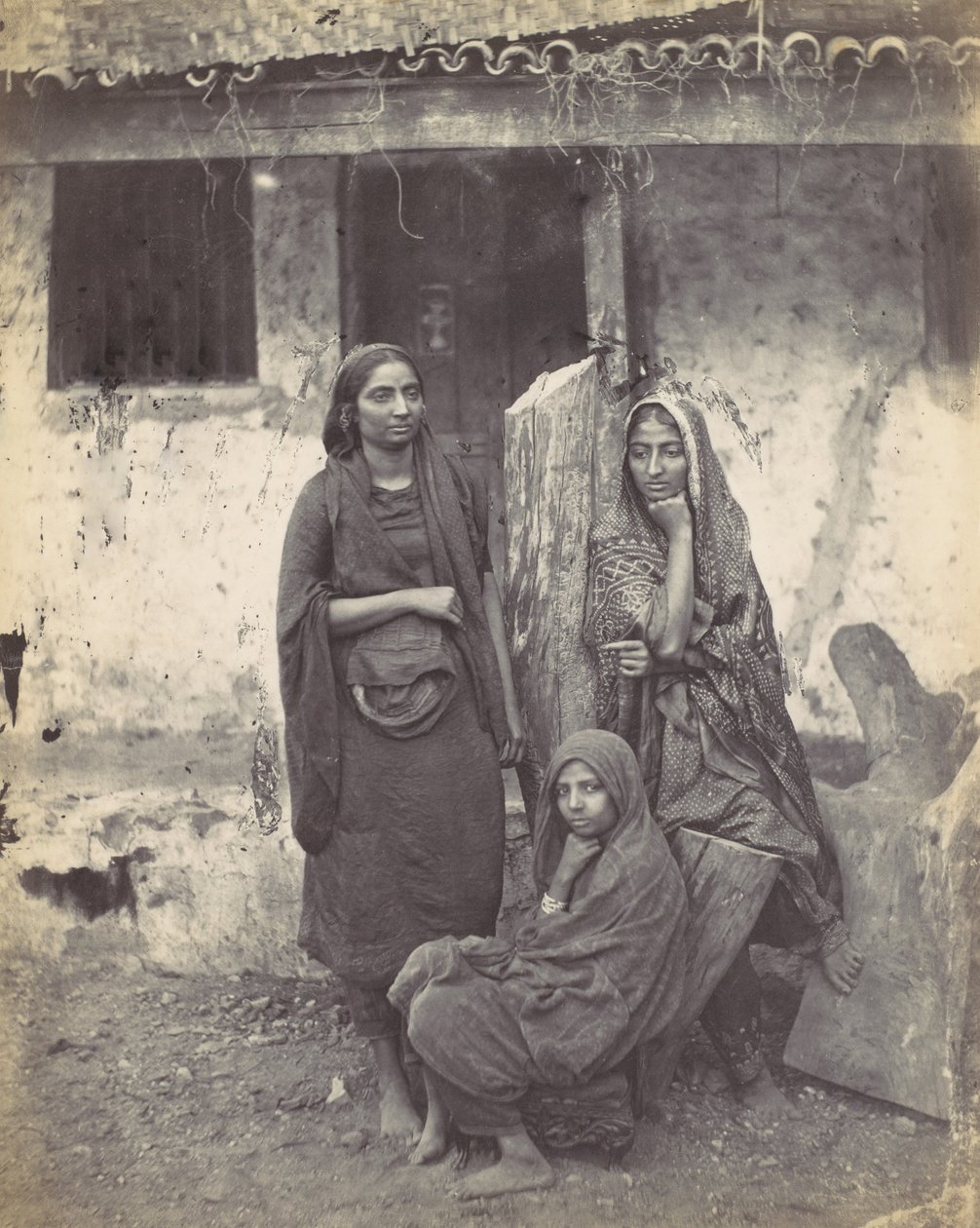 ثلاث نساء من الهند الشرقية ، 1870. بواسطة فرانسيس فريث