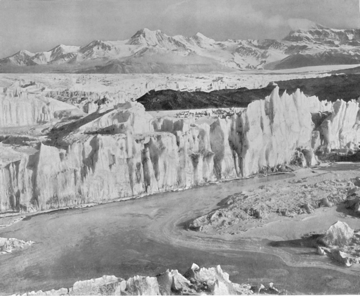 الطرف الجنوبي الغربي من شارع ألف ، 1912 ، 1913 بواسطة فرانك دبنهام