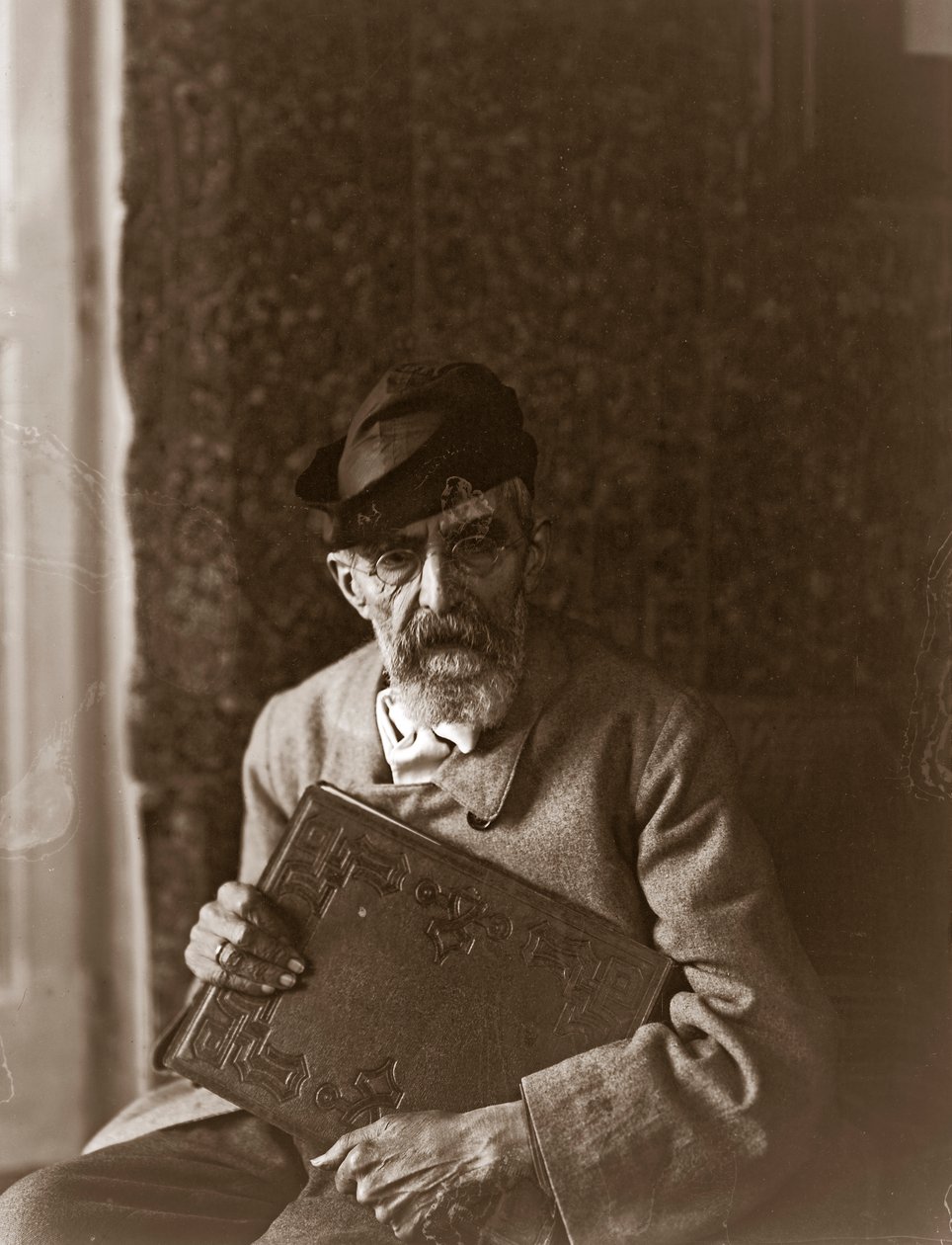 صورة للرسام الإيطالي دومينيكو موريلي (1826-1901) بواسطة فراتيلي Alinari فراتيلي Alinari