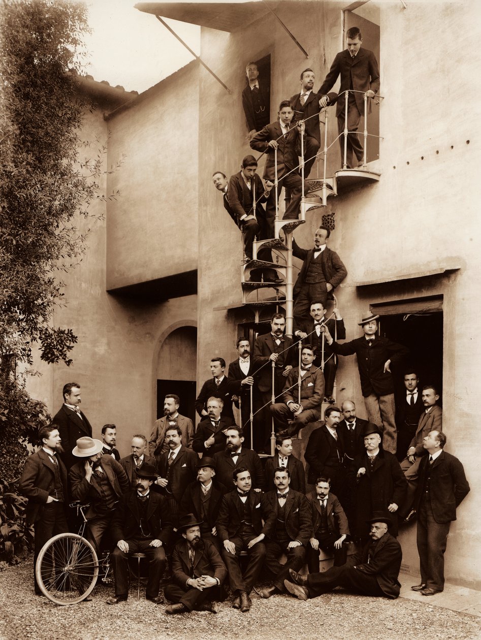 صورة لموظفي مؤسسة التصوير الفوتوغرافي Alinari Brothers ، في فلورنسا ، 1899 (لوحة زجاجية) بواسطة فراتيلي Alinari فراتيلي Alinari