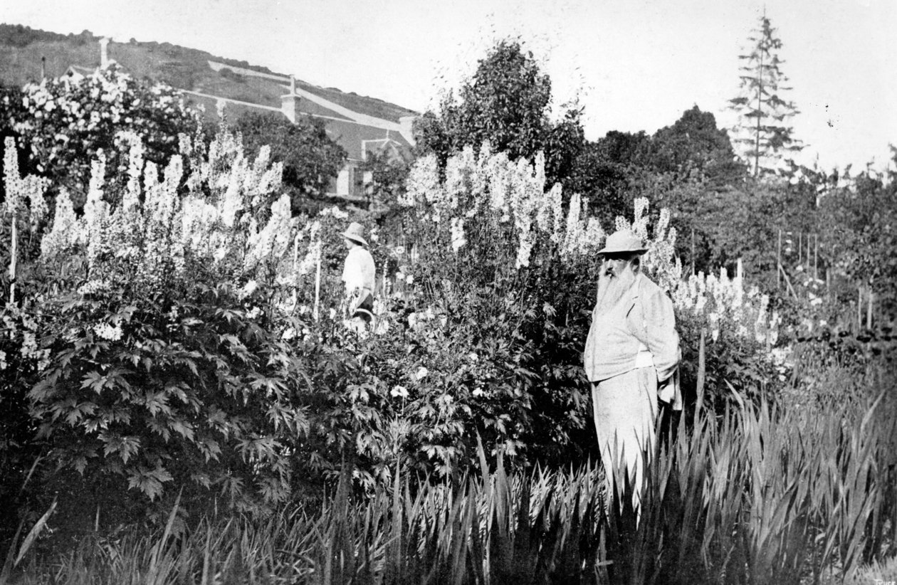 كلود مونيه في جيفيرني ، 1908 بواسطة مصور فرنسي