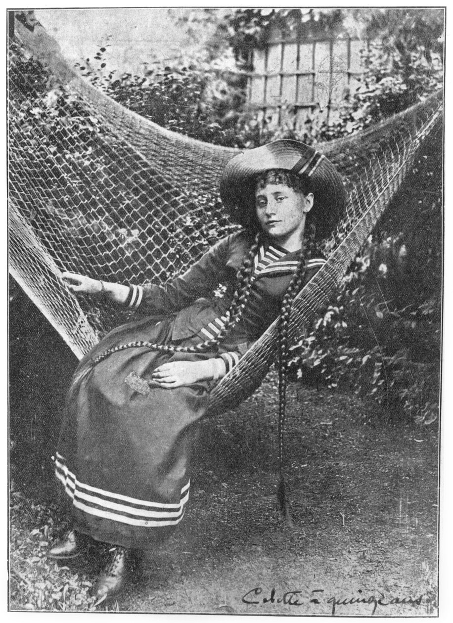 كوليت (1873-1954) عمره 15 عام 1888 بواسطة مصور فرنسي