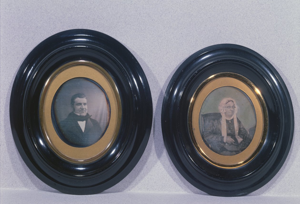 أم وأب لويس باستور (1822-1895) ، c.1840-50 (daguerreotype) بواسطة مصور فرنسي