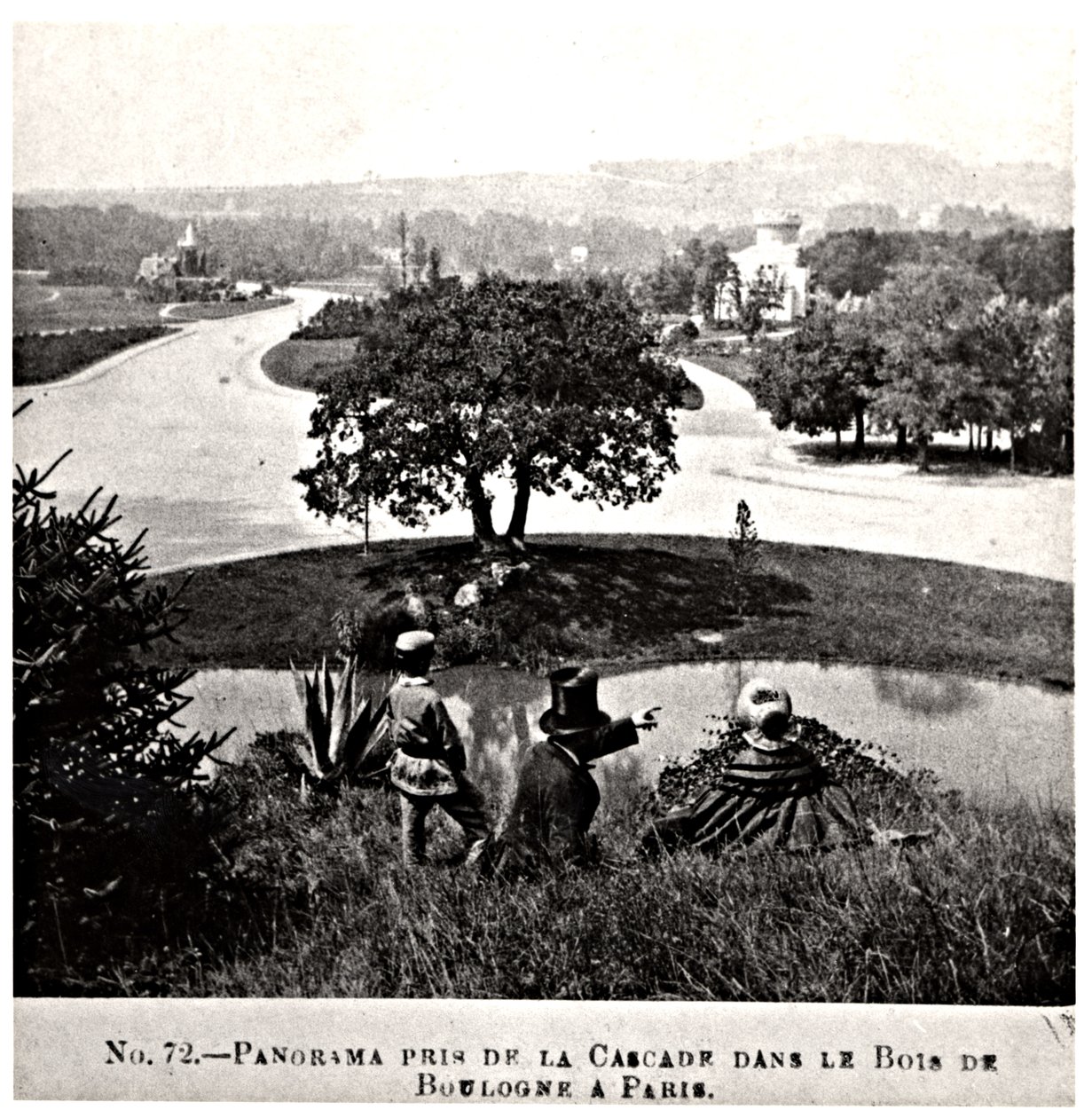 منظر بانورامي ل Bois de Boulogne ، مأخوذة من الشلال ، c.1860-70 بواسطة مصور فرنسي