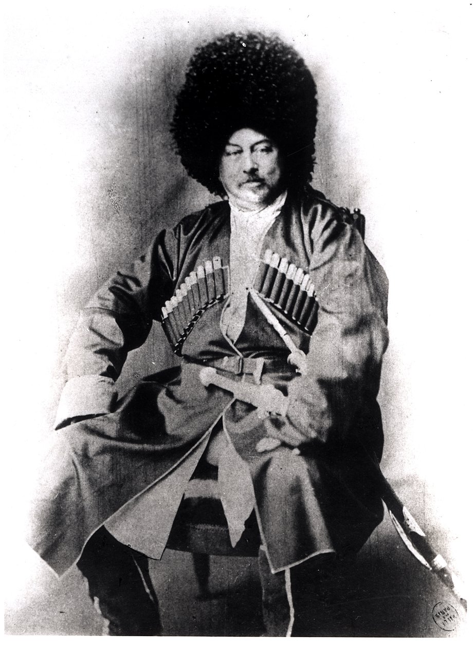 صورة الكسندر دوماس بيري (1802-70) بالزي الروسي بواسطة مصور فرنسي